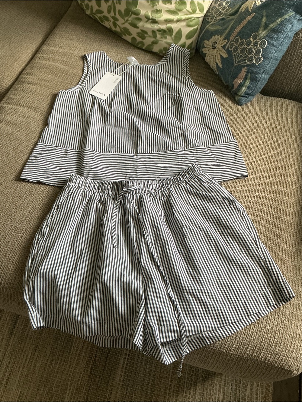 Striped Black & White Women’s Shorts Set